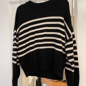 Amount Vert striped sweater with dolman sleeves